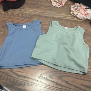 halter shape crop tops